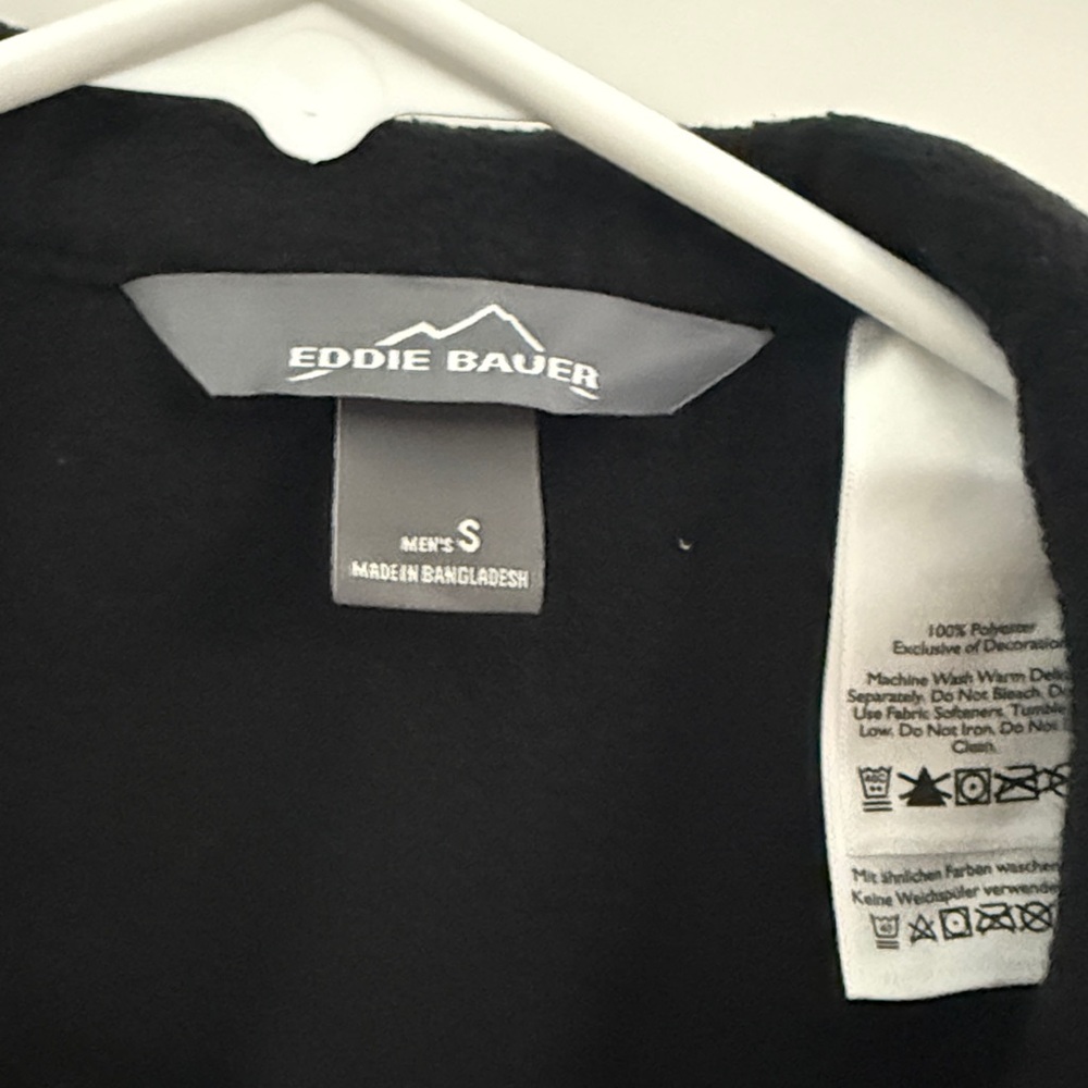 Eddie Bauer Black Men's Fleece Vest - Picture 3 of 5